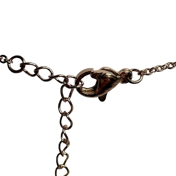 Butterfly necklace and earring set 18k gold plated NWOT - Picture 3 of 7